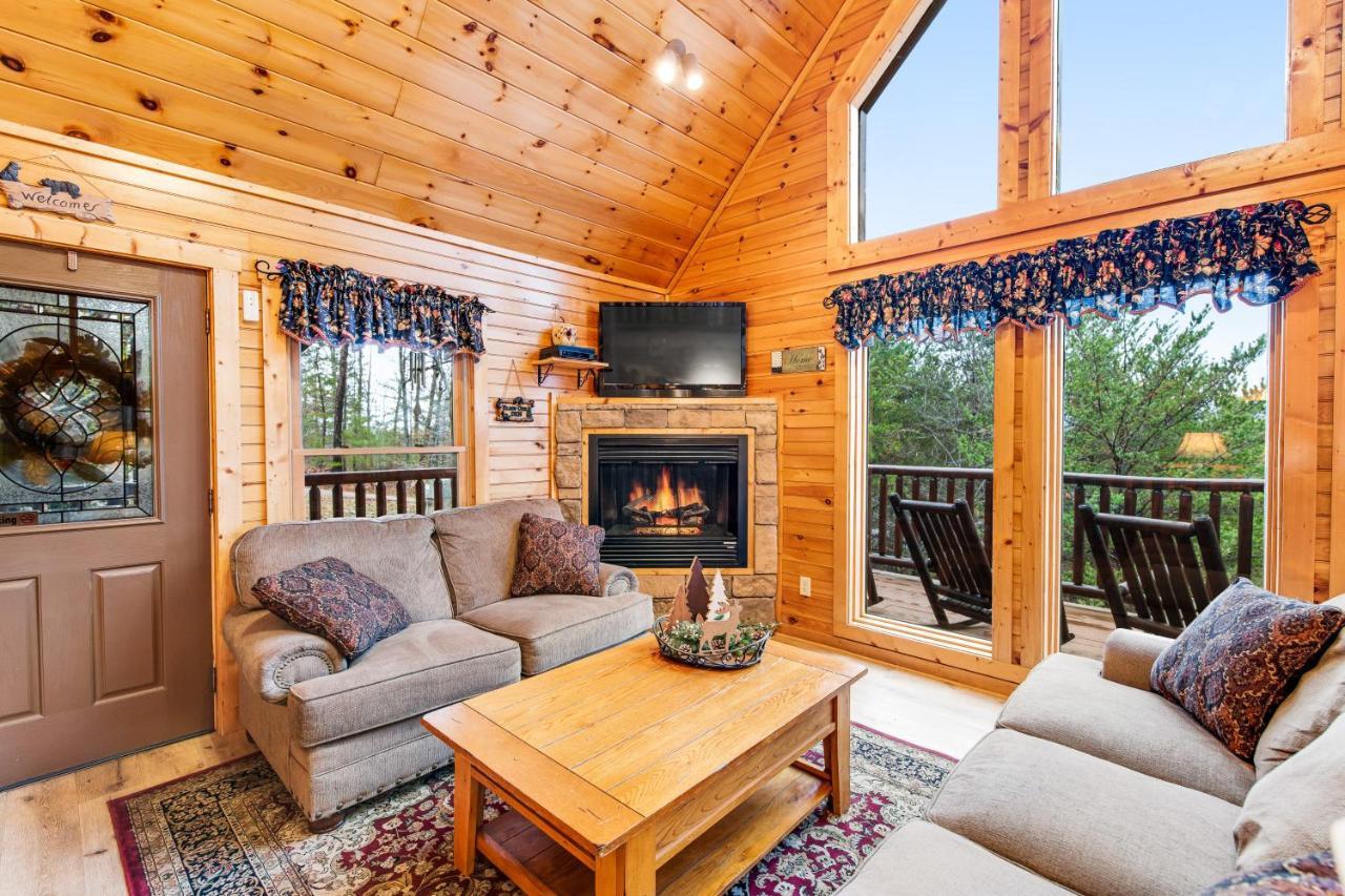 Grizzly Manor Villa Pigeon Forge Buitenkant foto