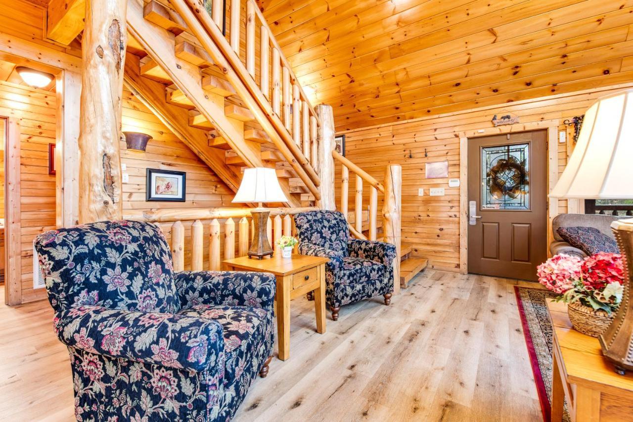 Grizzly Manor Villa Pigeon Forge Buitenkant foto