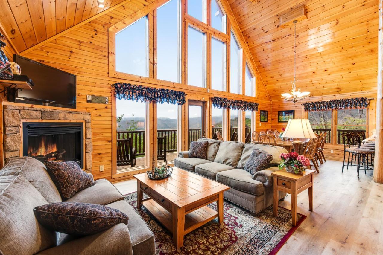 Grizzly Manor Villa Pigeon Forge Buitenkant foto