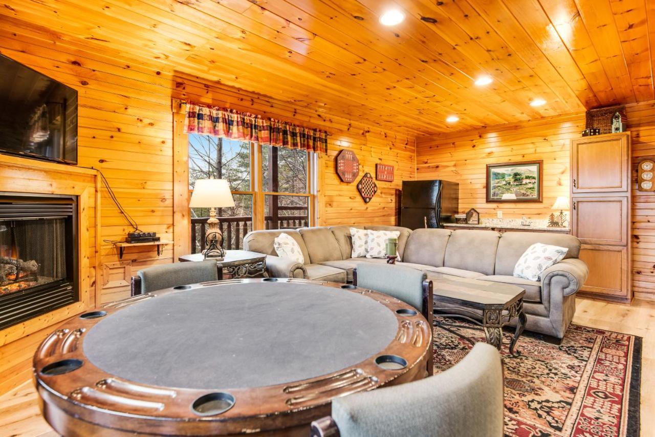 Grizzly Manor Villa Pigeon Forge Buitenkant foto