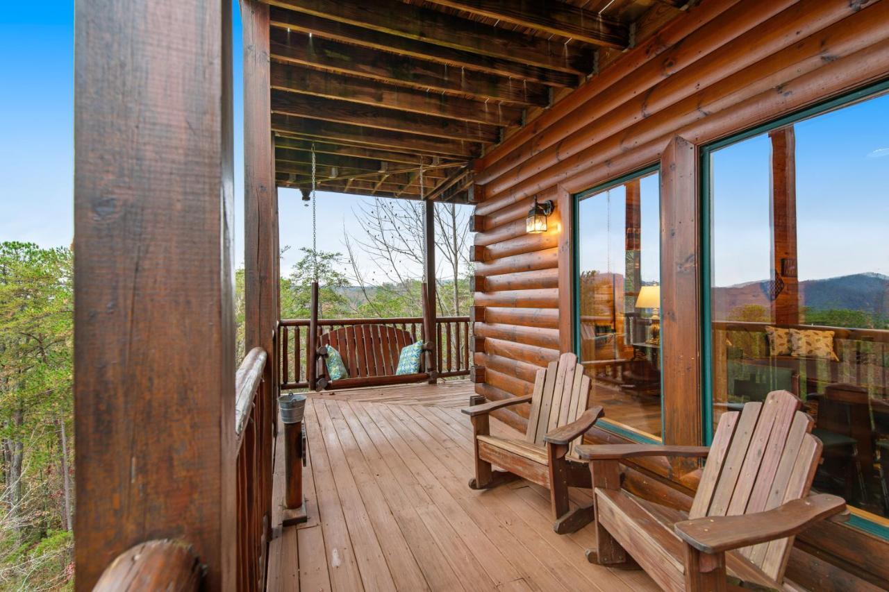 Grizzly Manor Villa Pigeon Forge Buitenkant foto