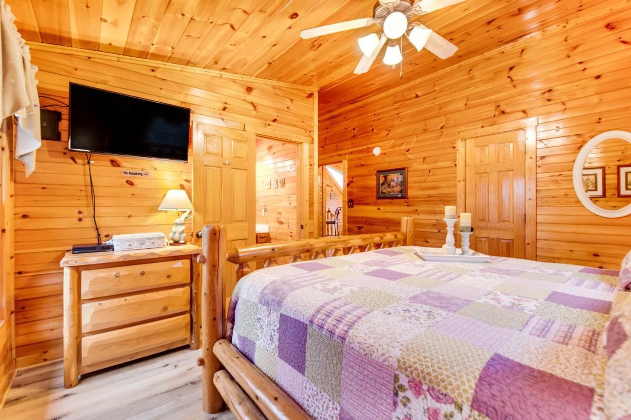 Grizzly Manor Villa Pigeon Forge Buitenkant foto
