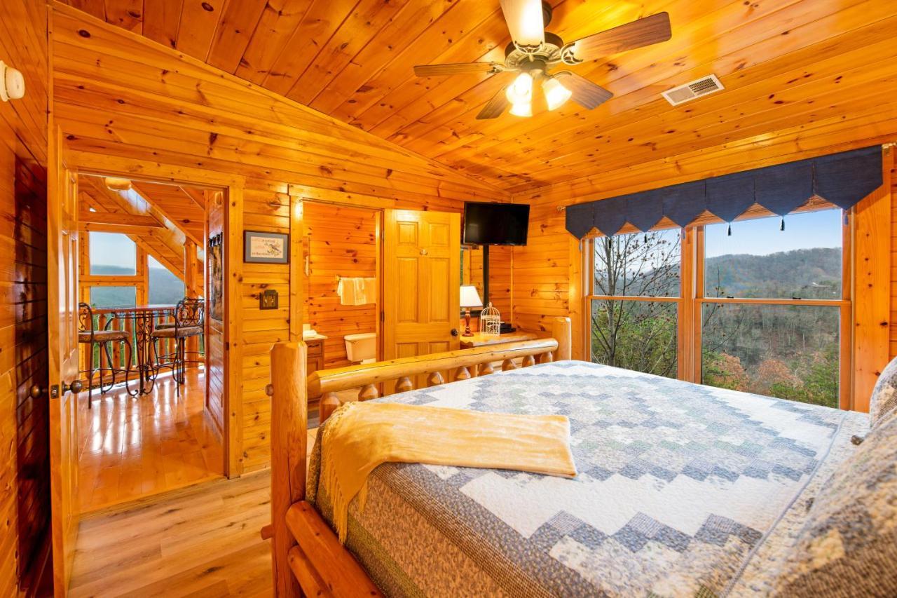 Grizzly Manor Villa Pigeon Forge Buitenkant foto